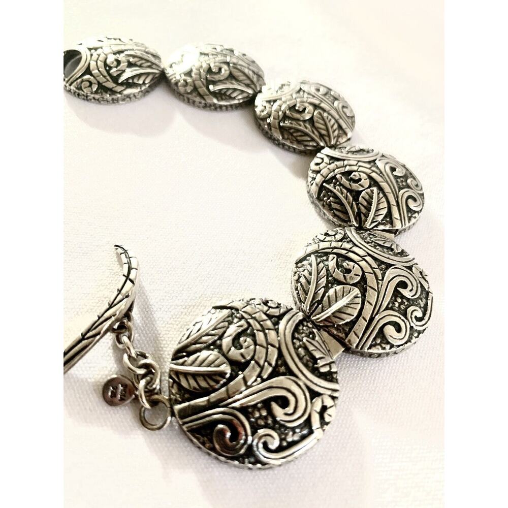 Silpada Sterling Silver Ancient Scrolls Chunky Unique Toggle Clasp 7 1/2” Wrist